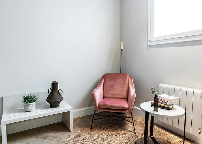 Habitat Lauria Apartment